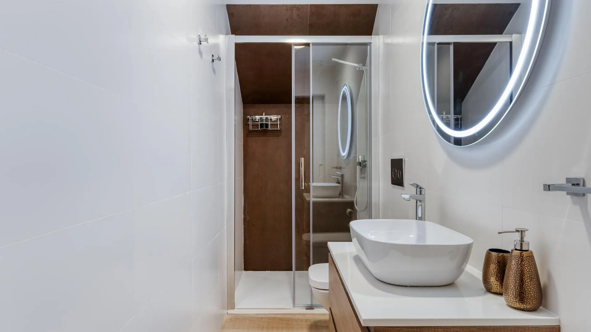 Elegant Villa In Marbella