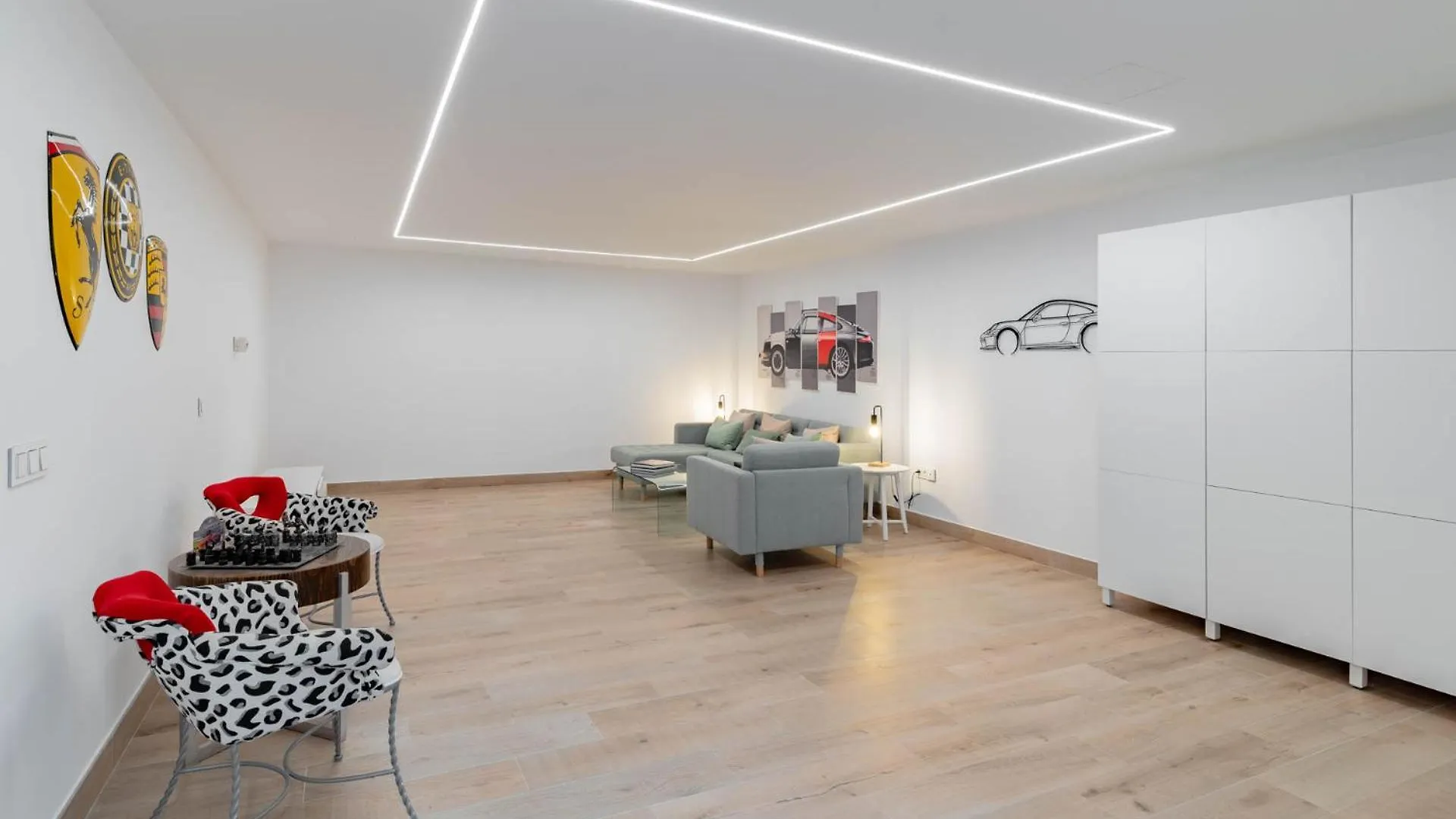 Elegant Villa In Marbella